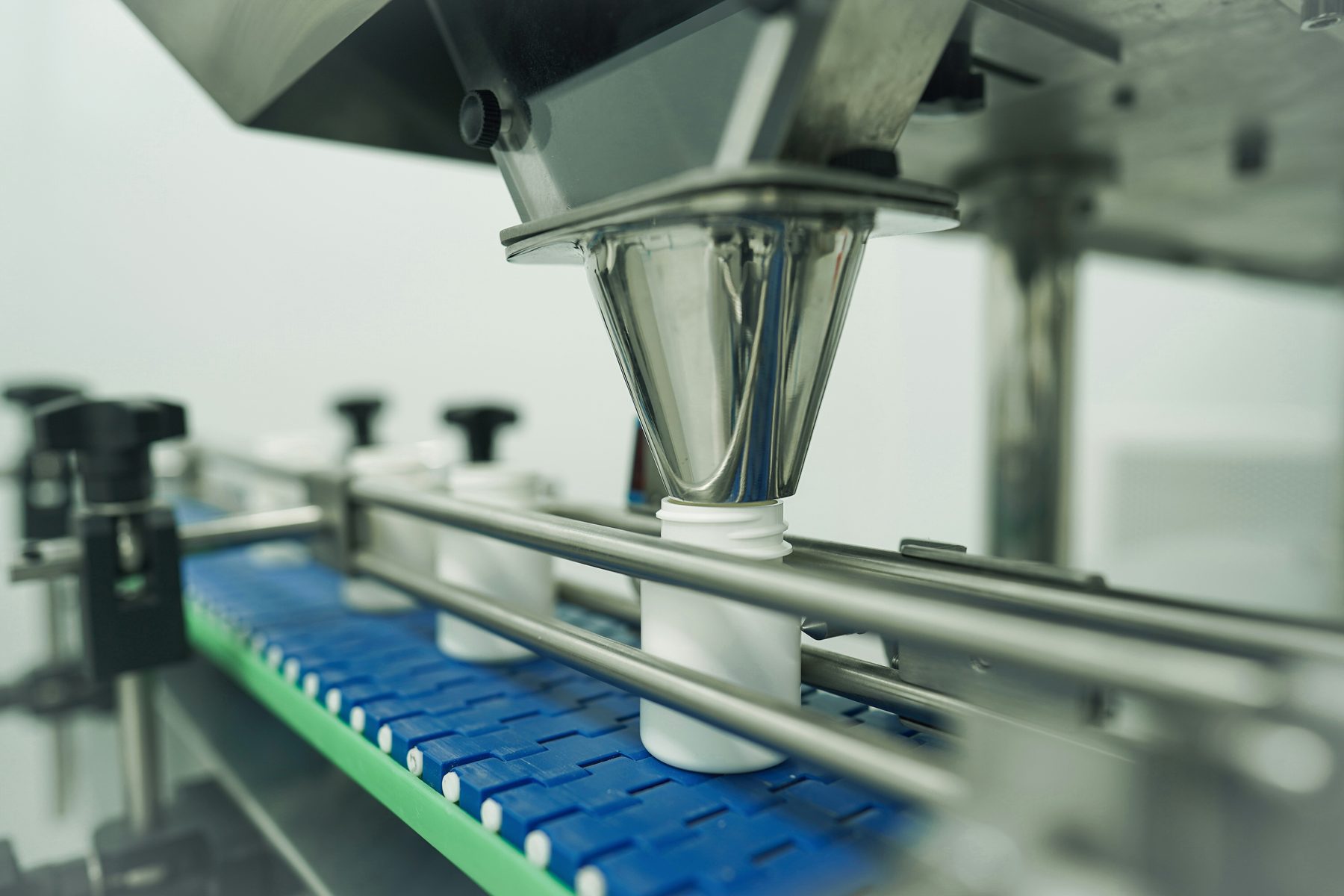 Automated packaging production line